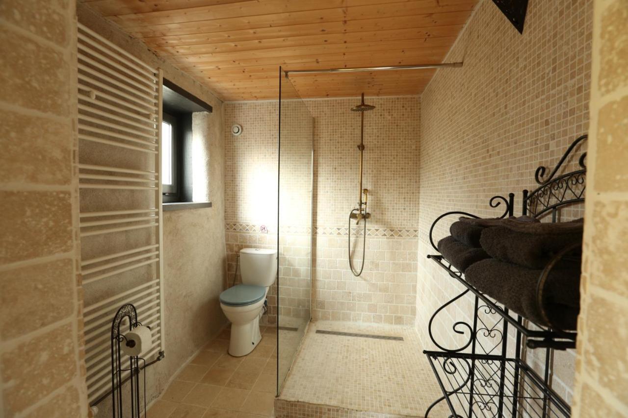 Fenetre Sur Loire Bed and Breakfast Iguerande Buitenkant foto